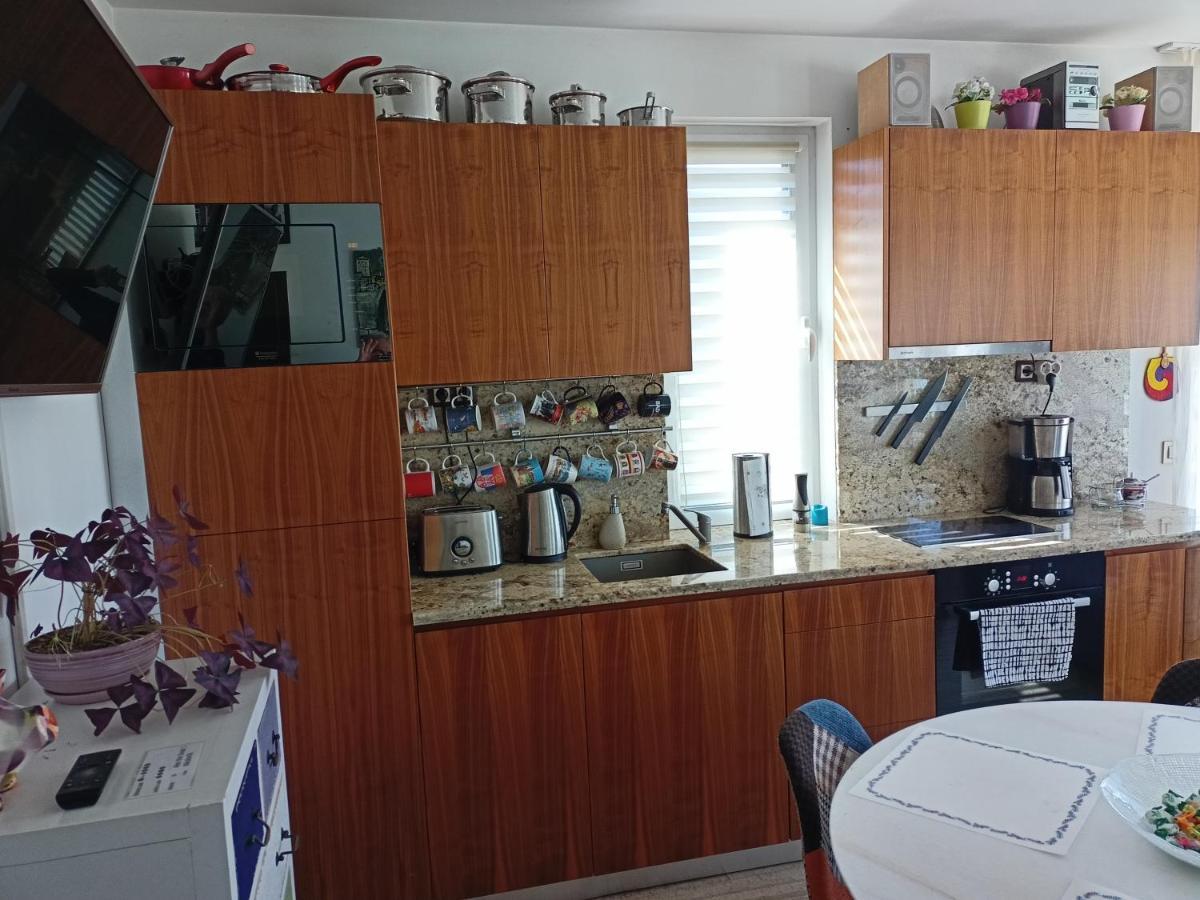 Bright Apartment At A Great Location Sofia Ngoại thất bức ảnh